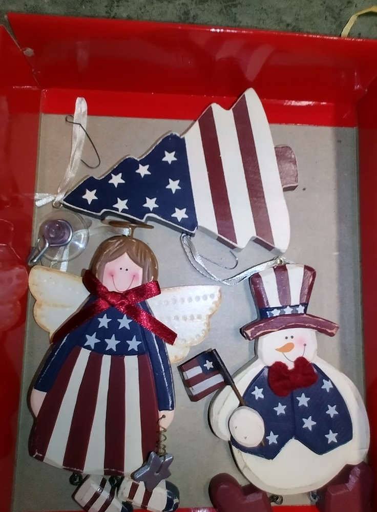 3 pc ornament
